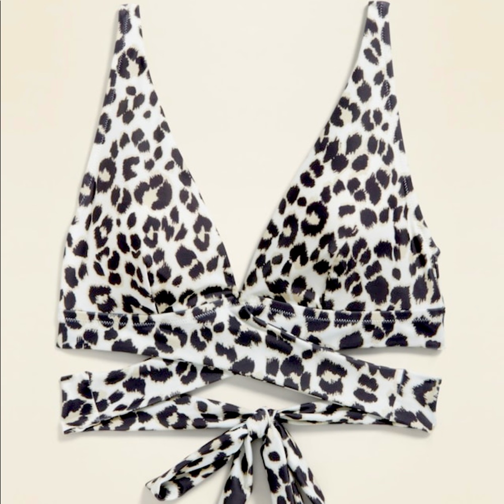 Old Navy Leopard print bikini top